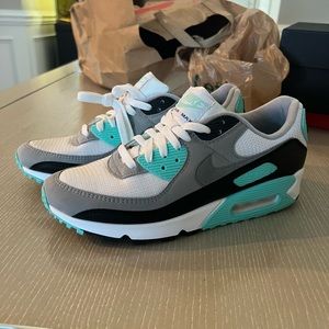 Men’s Air Max Running Shoes